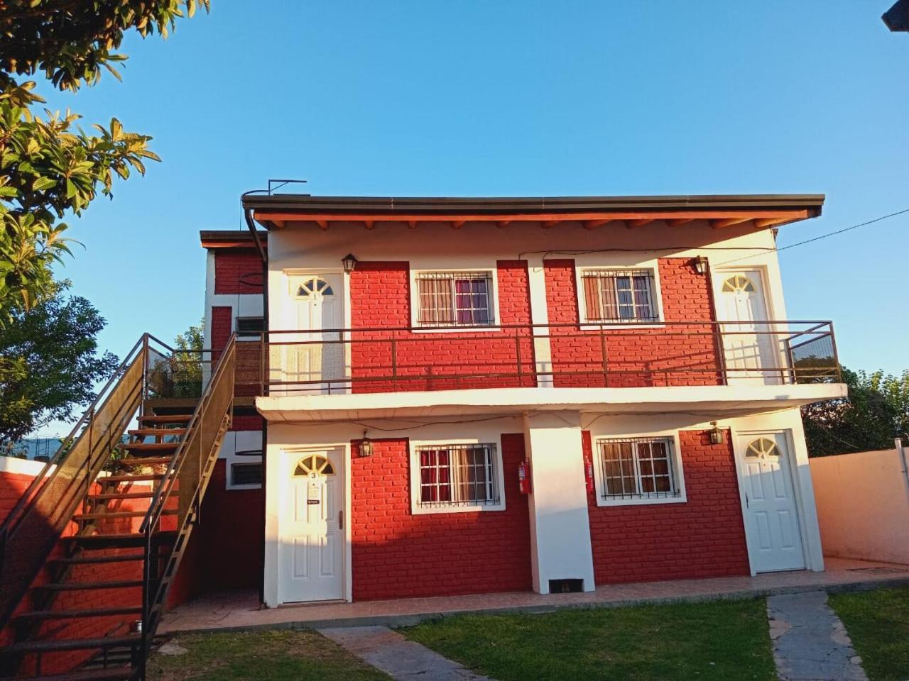 Hospedaje Bahuinias II Federación Exterior foto